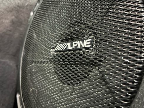 Used 2023 Jeep Wrangler Unlimited w/ Cold Weather Group image 29