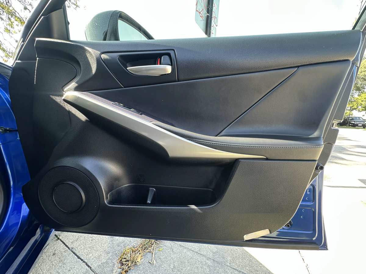 Used 2020 Lexus IS 350 F Sport w/ Blackline Edition AWD/4WD image 36