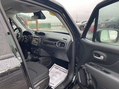 Certified 2023 Jeep Renegade Altitude AWD/4WD image 25
