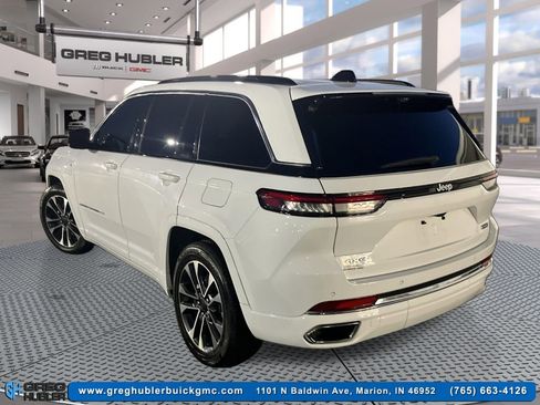 Used 2024 Jeep Grand Cherokee Overland w/ Luxury Tech Group IV image 7