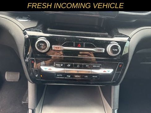 Used 2023 Ford Explorer ST image 21