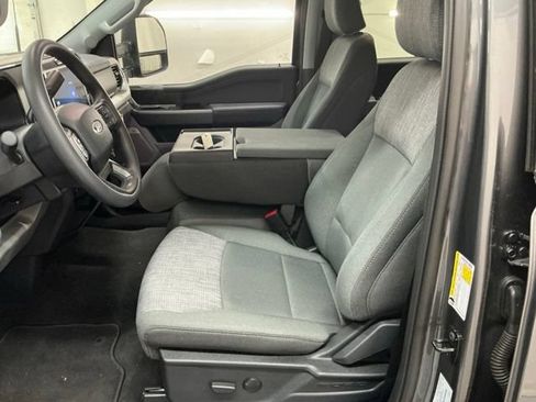 New 2026 Ford F250 XLT w/ XLT Premium Package AWD/4WD image 14