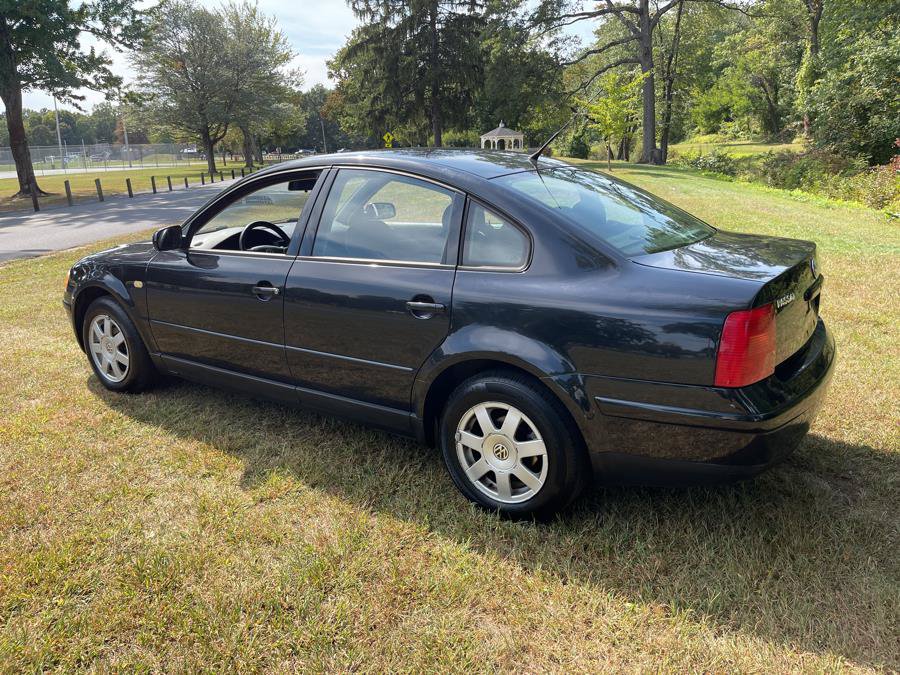 Used 1999 Volkswagen Passat GLS FWD image 10