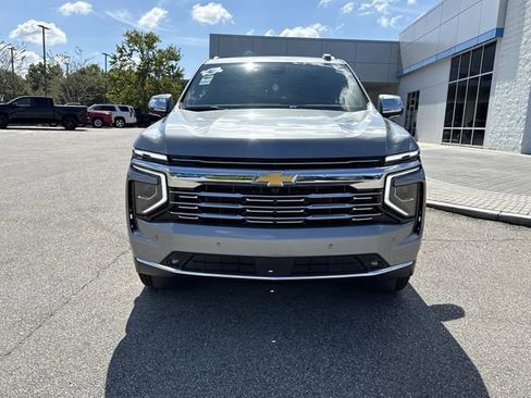 New 2026 Chevrolet Suburban Premier image 8