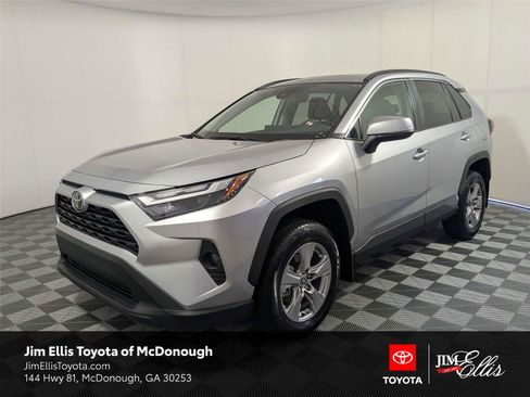 Used 2025 Toyota RAV4 XLE w/ Convenience Package FWD image 1