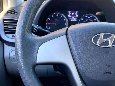 Used 2015 Hyundai Accent GLS image 22