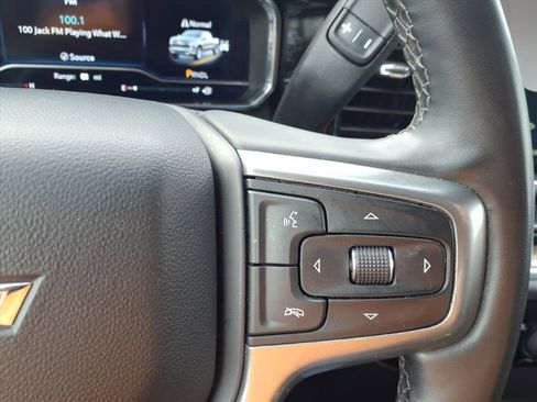 Used 2025 Chevrolet Silverado 1500 LT image 16