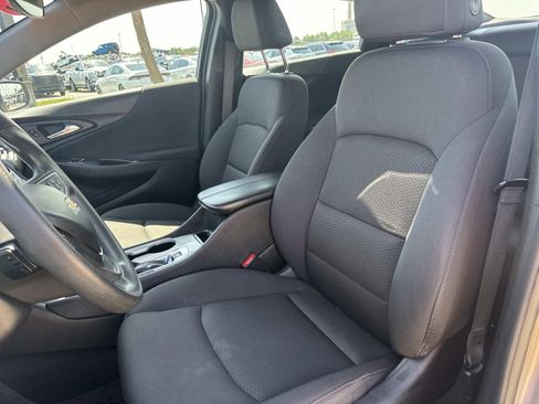 Used 2024 Chevrolet Malibu LT FWD image 15