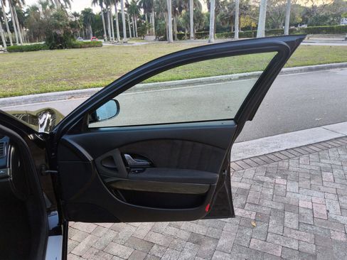 Used 2008 Maserati Quattroporte Executive GT image 41