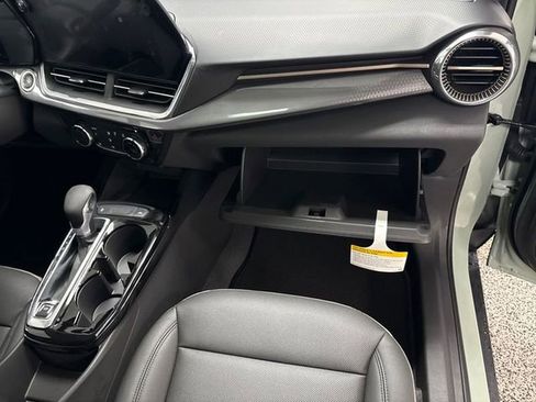 New 2026 Chevrolet Trax ACTIV w/ Sunroof Package image 19