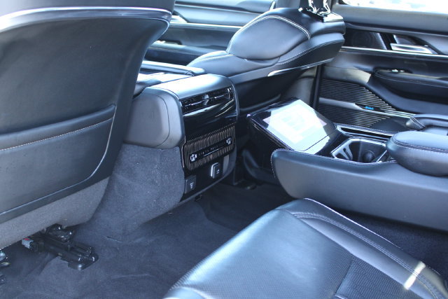 Used 2024 Jeep Grand Wagoneer L Series II w/ Quick Order Packagew 28T AWD/4WD image 44