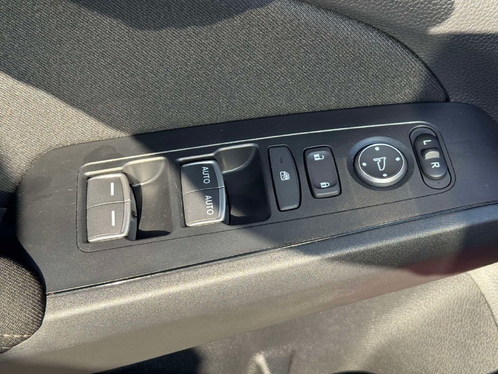 Used 2025 Honda Civic Sport image 16