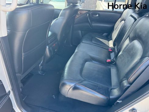 Used 2017 Nissan Armada Platinum RWD image 12