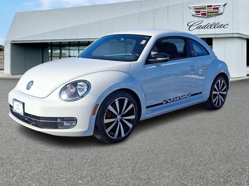 Used 2012 Volkswagen Beetle Turbo image 3