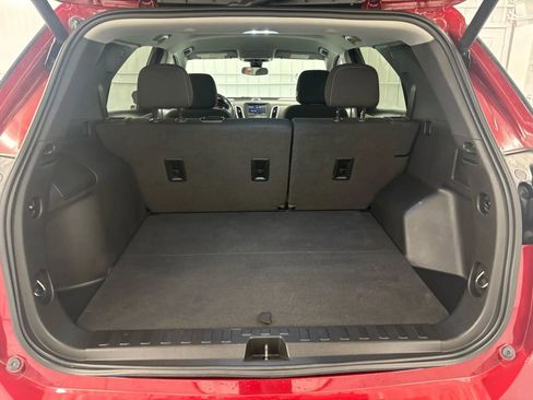 Used 2021 Chevrolet Equinox LT FWD image 35