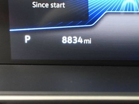Used 2025 Volkswagen Jetta Sport FWD image 18