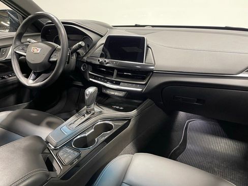 Used 2022 Cadillac CT4 Luxury w/ Sun And Sound Package image 28