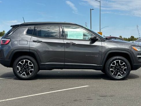 Used 2021 Jeep Compass Trailhawk w/ Convenience Group image 3