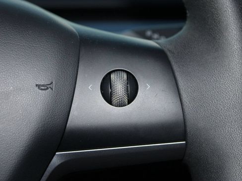 Used 2023 Tesla Model 3 Standard Range RWD image 13