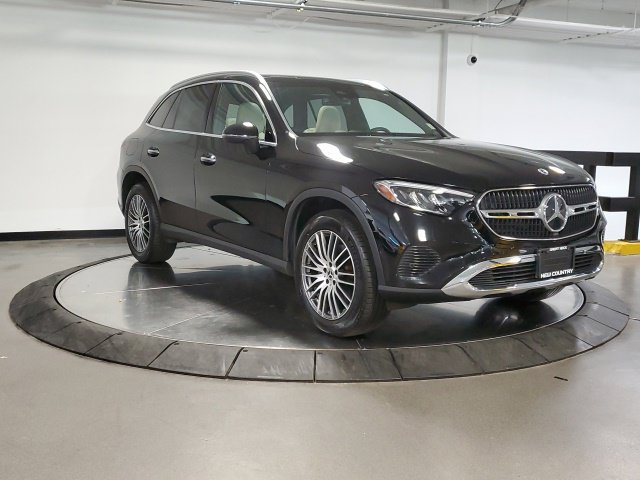Used 2024 Mercedes-Benz GLC 300 4MATIC image 3