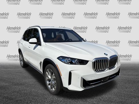 Used 2026 BMW X5 sDrive40i w/ Premium Package image 2