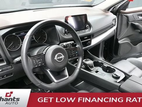Used 2023 Nissan Rogue SV w/ SV Premium B Package AWD/4WD image 18