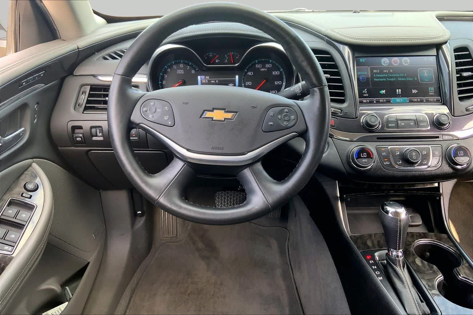 Used 2015 Chevrolet Impala LTZ FWD image 6