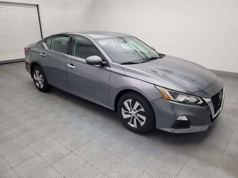 Used 2020 Nissan Altima 2.5 S AWD/4WD image 11