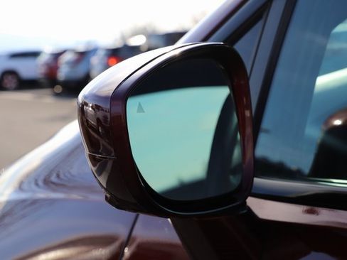 Used 2020 Chrysler Pacifica Touring-L w/ Advanced Safetytec Group image 11