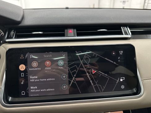 Used 2022 Land Rover Range Rover Velar R-Dynamic S image 14