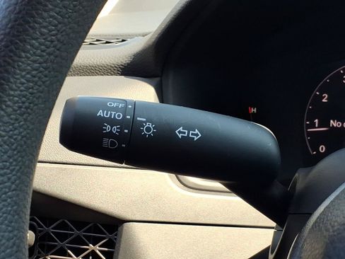 Used 2025 Honda Accord SE image 29
