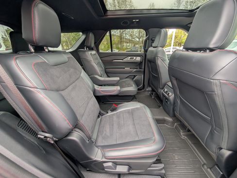 New 2026 Ford Explorer ST w/ Sun And Sound Package image 7