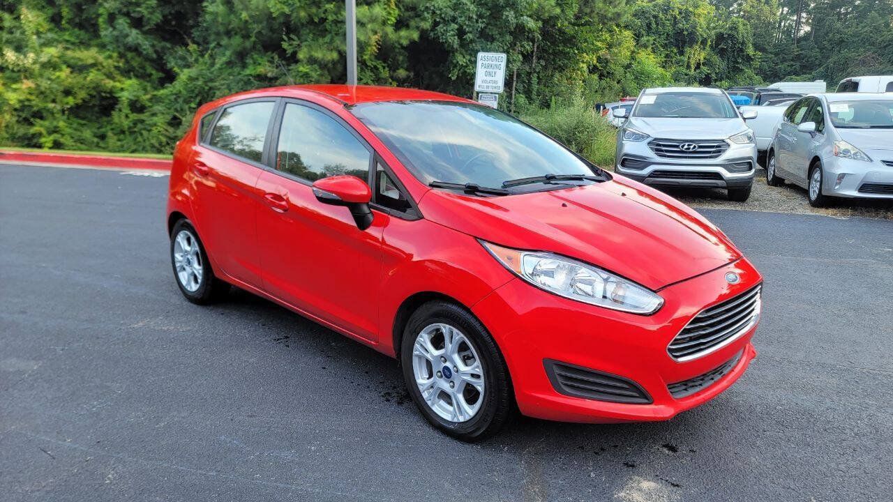 Used 2014 Ford Fiesta SE FWD image 3
