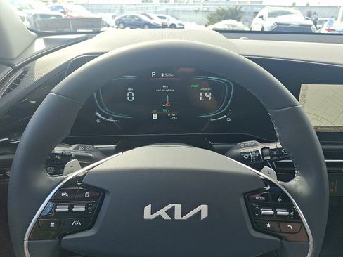New 2026 Kia Niro SX Touring image 14