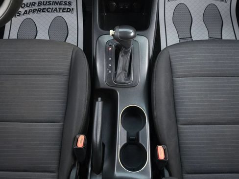 Used 2015 Kia Forte LX w/ Popular Package FWD image 12