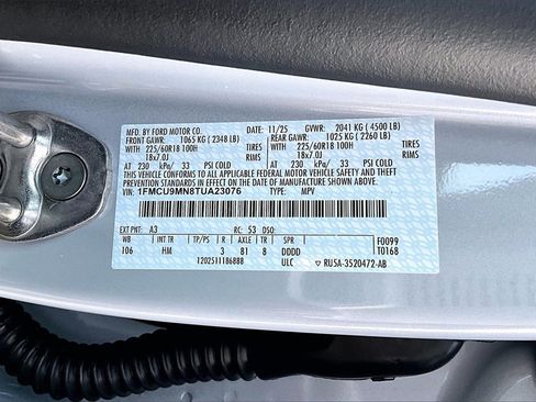 New 2026 Ford Escape ST-Line w/ Cold Weather Package image 9