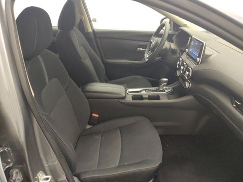 Used 2024 Nissan Sentra SV FWD image 21