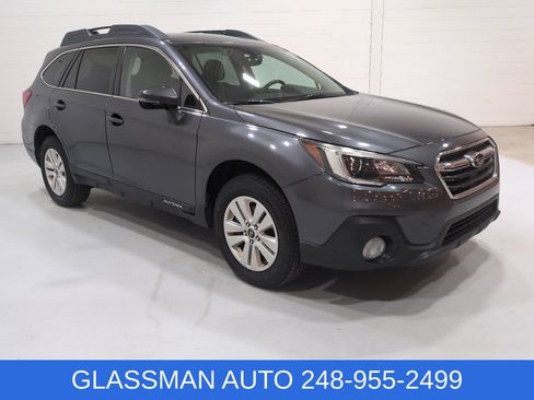Used 2018 Subaru Outback 2.5i Premium AWD/4WD image 1