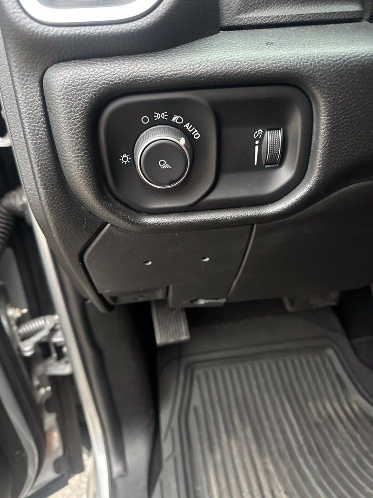 Used 2021 RAM 2500 Big Horn AWD/4WD image 13