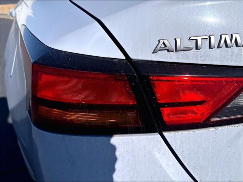 Used 2024 Nissan Altima 2.5 SR w/ SR Premium Package AWD/4WD image 20