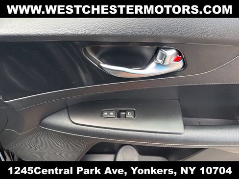 Used 2023 Kia Forte GT-Line w/ GT-Line Premium Package FWD image 14
