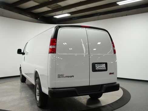 New 2026 GMC Savana 2500 Extended RWD image 6