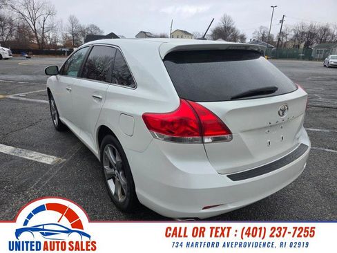 Used 2012 Toyota Venza Limited image 3