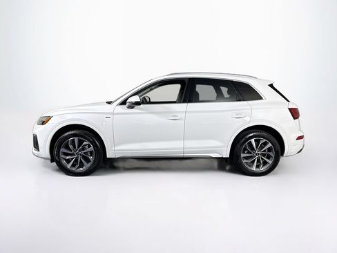 Used 2023 Audi Q5 2.0T Premium Plus w/ Premium Plus Package AWD/4WD image 2