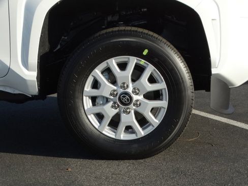 New 2026 Toyota Tacoma SR5 image 4