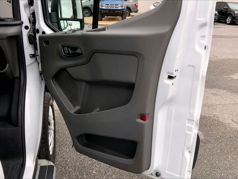 Used 2024 Ford Transit 250 Low Roof w/ Exterior Upgrade Package image 19