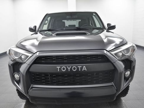 Used 2016 Toyota 4Runner TRD Pro image 2