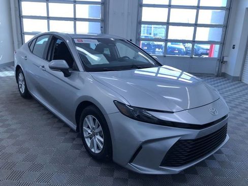 Certified 2025 Toyota Camry LE image 35