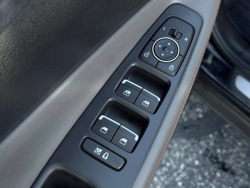 Used 2019 Hyundai Santa Fe Limited w/ Cargo Package AWD/4WD image 16