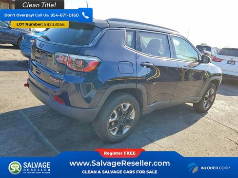 Used 2018 Jeep Compass Trailhawk w/ Leather Interior Group AWD/4WD image 4